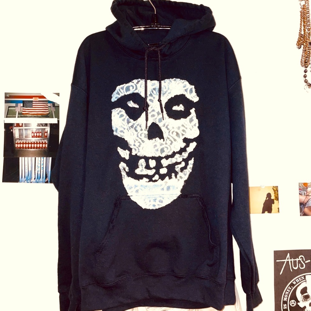 Lace Misfits Hooded Sweatshirt - Picture 2 of 5